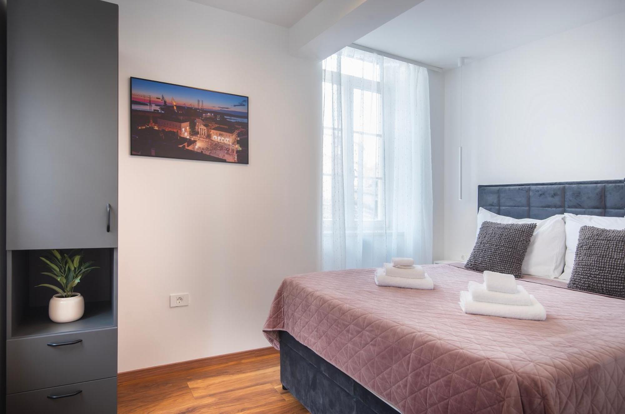 D&A Amphitheatre Premium Apartments With Free Parking Πούλα Εξωτερικό φωτογραφία